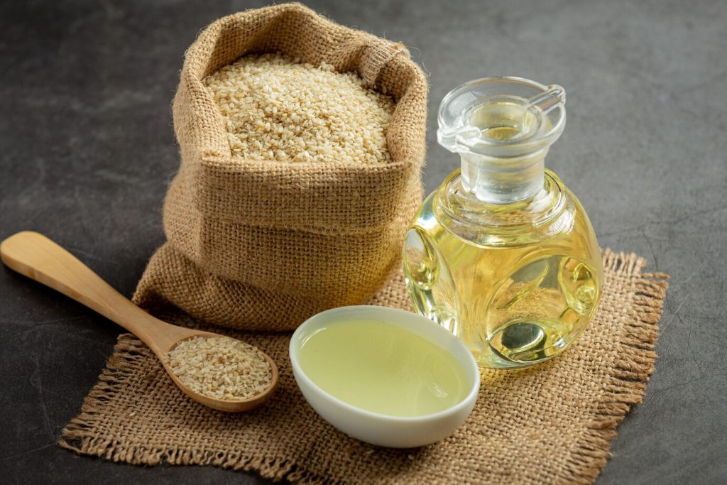 فوائد زيت السمسم